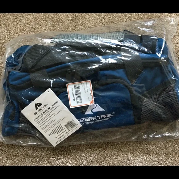 Brand New OZARK TRAIL portable camping medicine cabinet duffel bag, blue - Picture 9 of 13